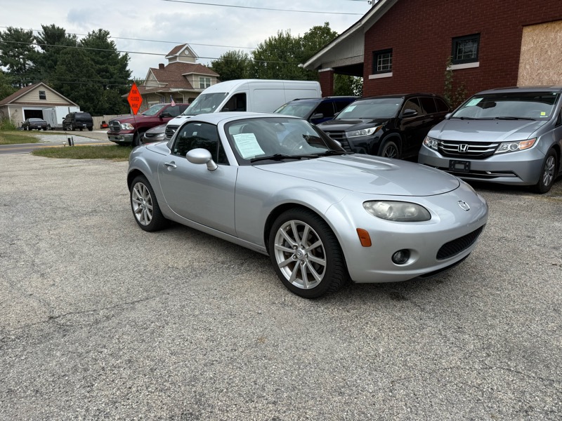 Mazda MX-5 Miata Touring Power Retractable Hardtop 2008