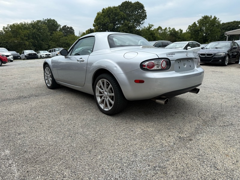 Mazda MX-5 Miata Touring Power Retractable Hardtop 2008