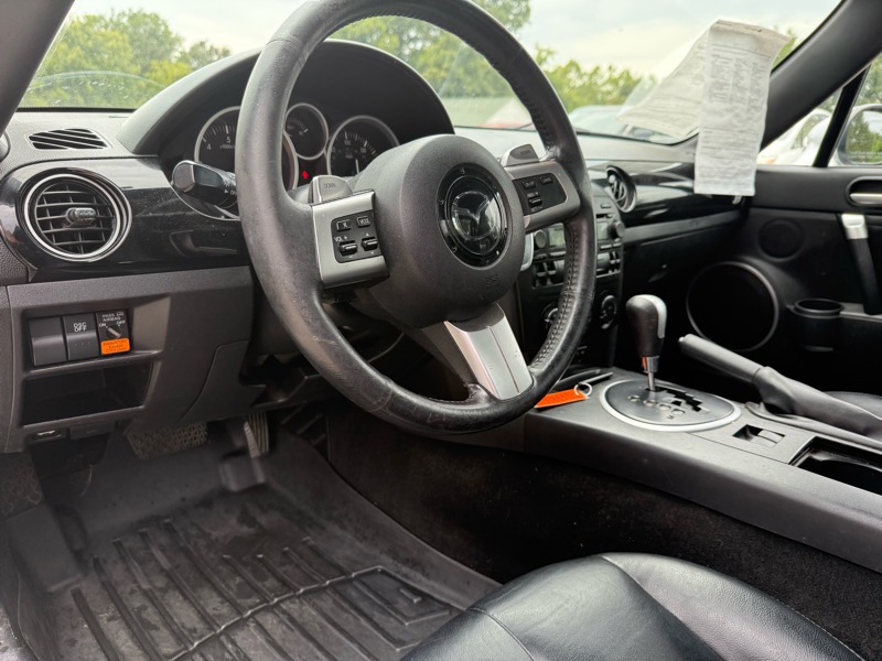 Mazda MX-5 Miata Touring Power Retractable Hardtop 2008