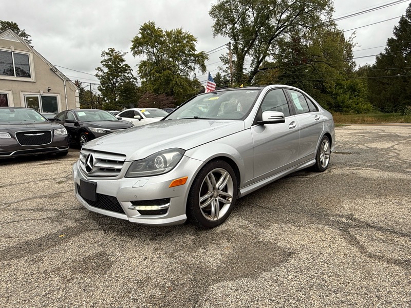 Mercedes-Benz C-Class C300 4MATIC Sport Sedan 2013
