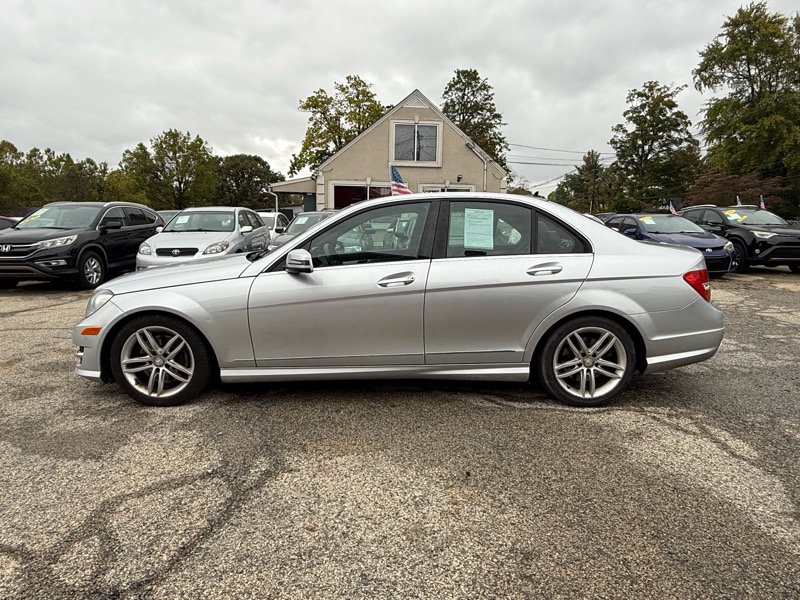 Mercedes-Benz C-Class C300 4MATIC Sport Sedan 2013