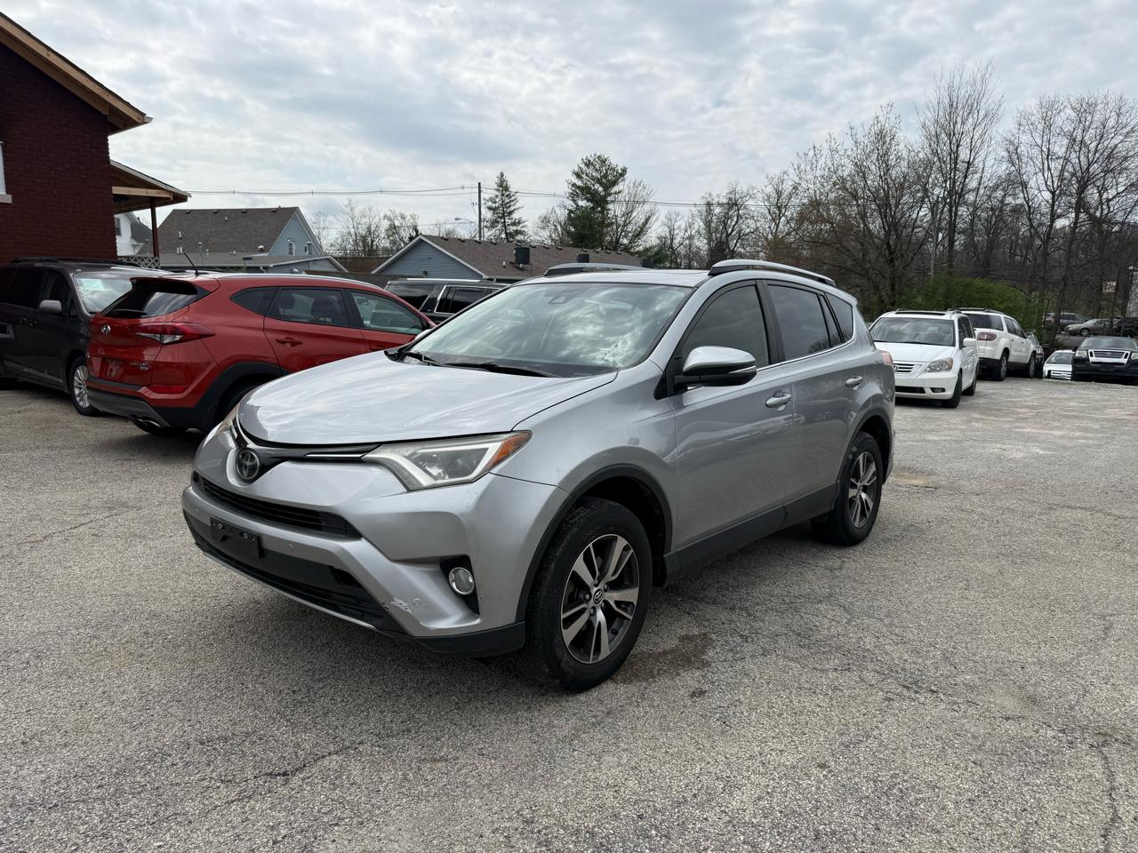 2018 Toyota RAV4 XLE FWD