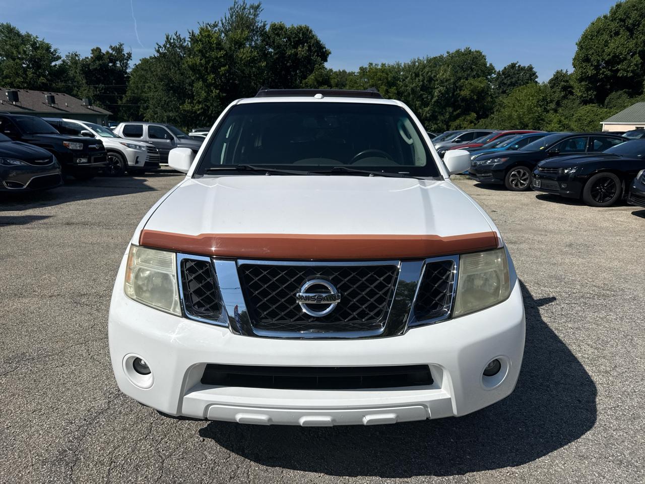 2008 Nissan Pathfinder SE 2WD