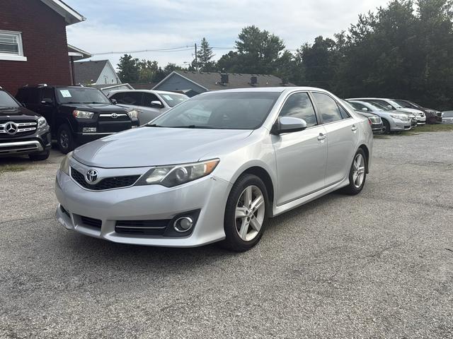 Gray 2012 Toyota Camry Sedan Front-Wheel Drive 5-Speed Automatic