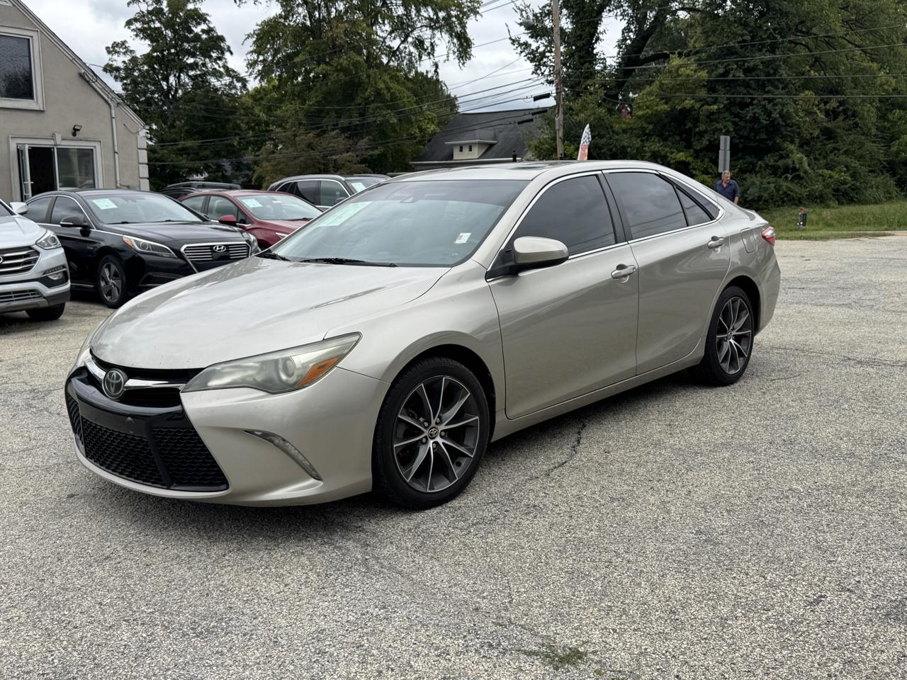  2015 Toyota Camry SE   