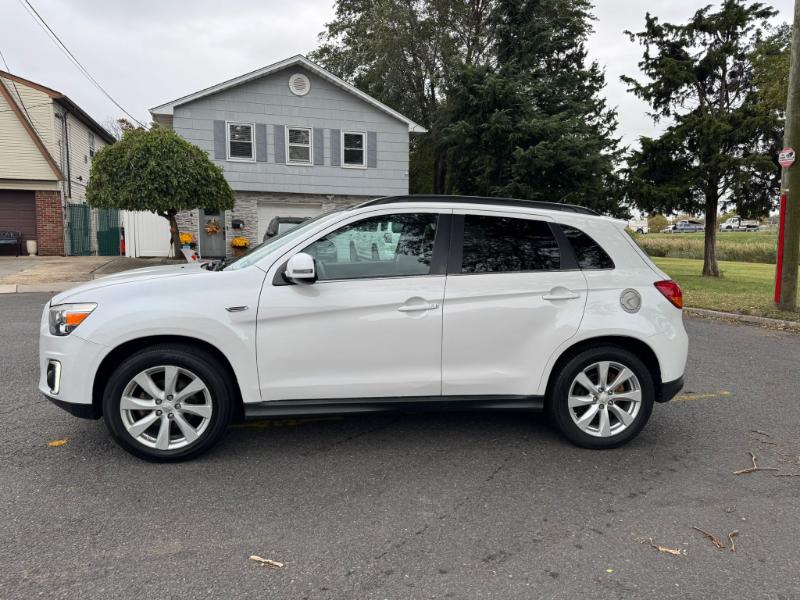 2015 Mitsubishi Outlander Sport GT's photo