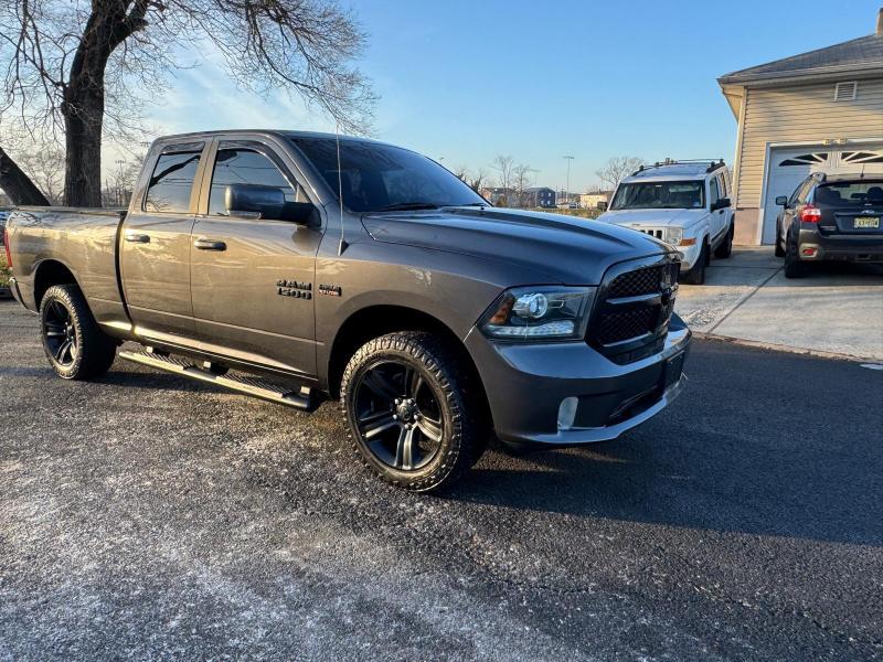 RAM 1500 Sport Quad Cab 4WD 2018