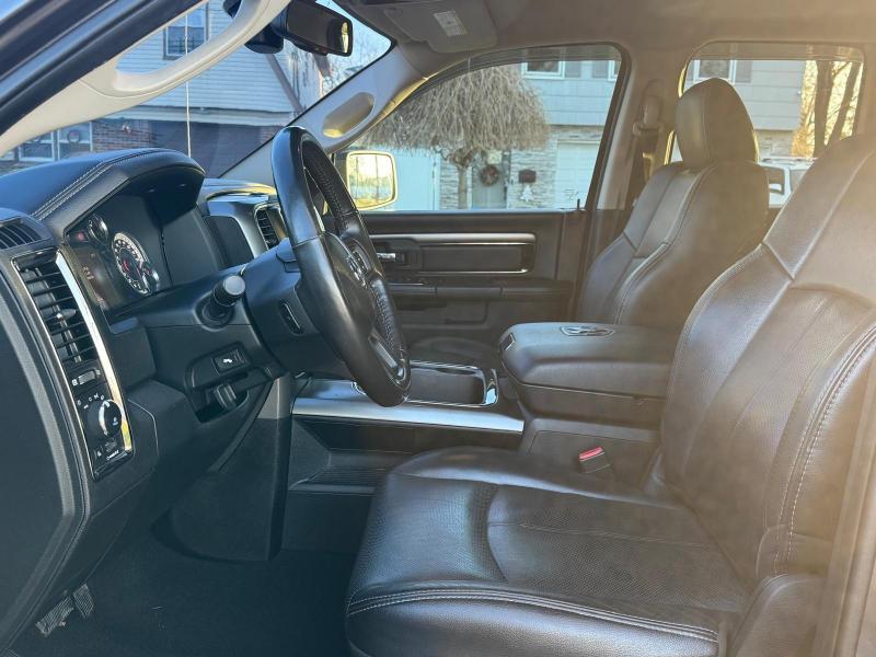 RAM 1500 Sport Quad Cab 4WD 2018