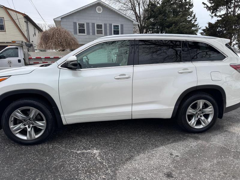 2016 Toyota Highlander Limited