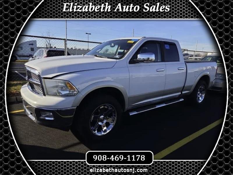 RAM 1500 4WD Crew Cab 140.5" Laramie 2011