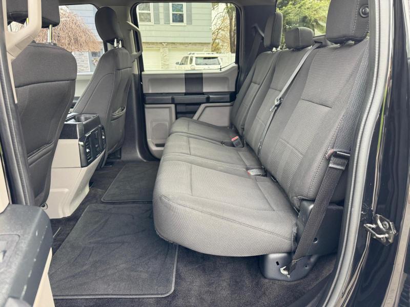 Ford F-150 4WD Reg Cab 126" STX 2018