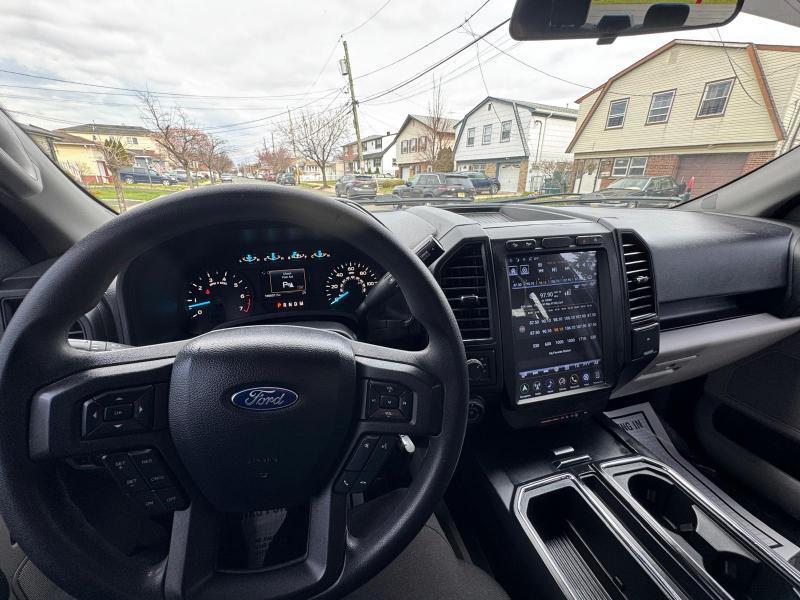 Ford F-150 4WD Reg Cab 126" STX 2018