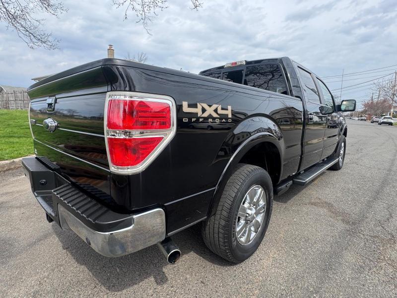 Ford F-150 SuperCrew 139" Lariat 2011