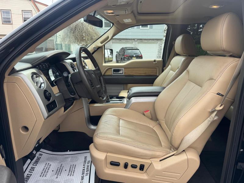 Ford F-150 SuperCrew 139" Lariat 2011