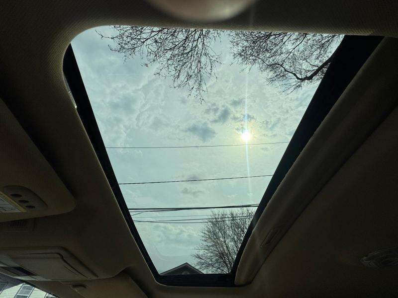 Ford F-150 SuperCrew 139" Lariat 2011