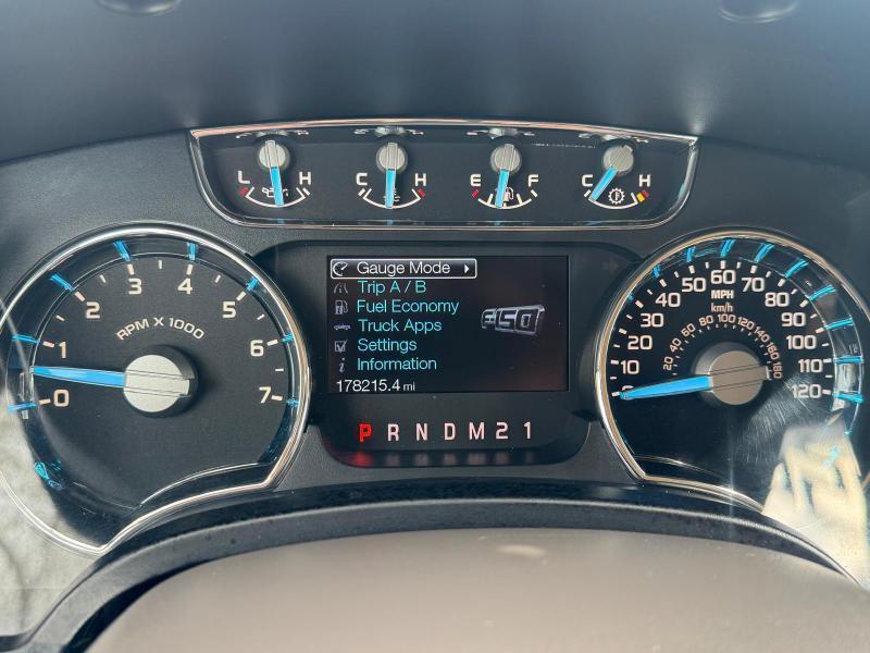 Ford F-150 SuperCrew 139" Lariat 2011