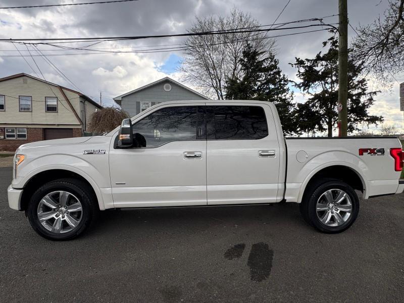 Ford F-150 4WD SuperCrew 145" Platinum 2015