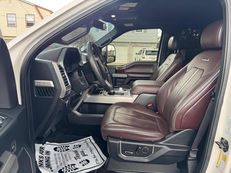 Ford F-150 4WD SuperCrew 145" Platinum 2015