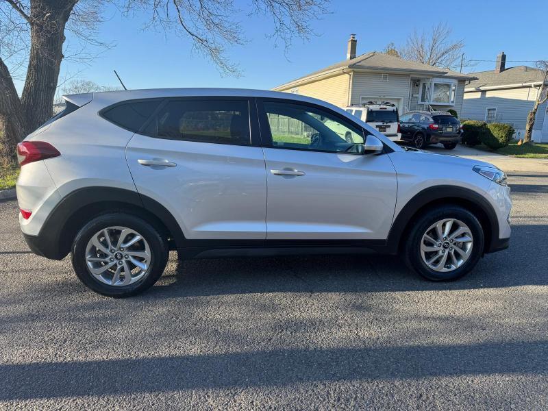 Hyundai Tucson SE 2017