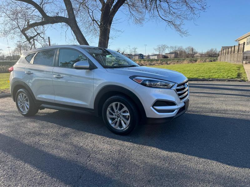 Hyundai Tucson SE 2017