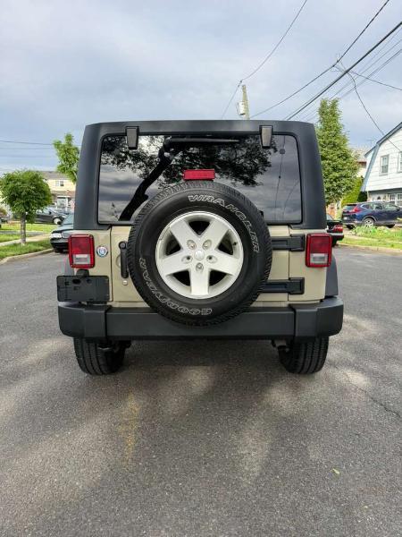 Jeep Wrangler Unlimited Sport 4WD 2017