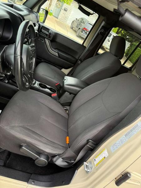 Jeep Wrangler Unlimited Sport 4WD 2017