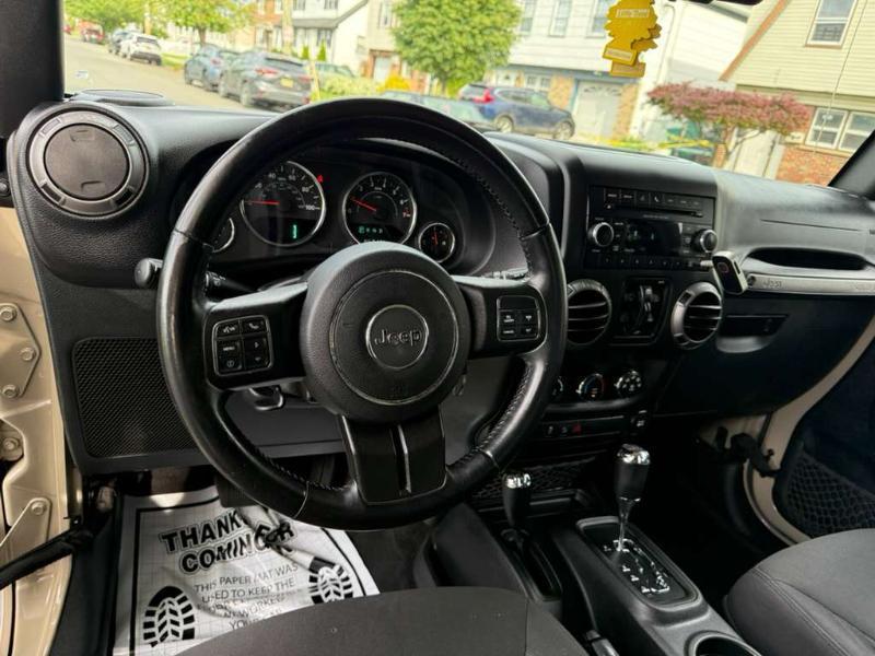 Jeep Wrangler Unlimited Sport 4WD 2017