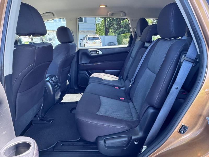 Nissan Pathfinder Platinum 4WD 2017
