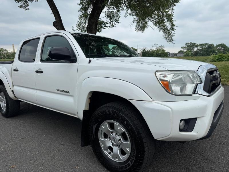 Toyota Tacoma Double Cab V6 5AT 4WD 2014