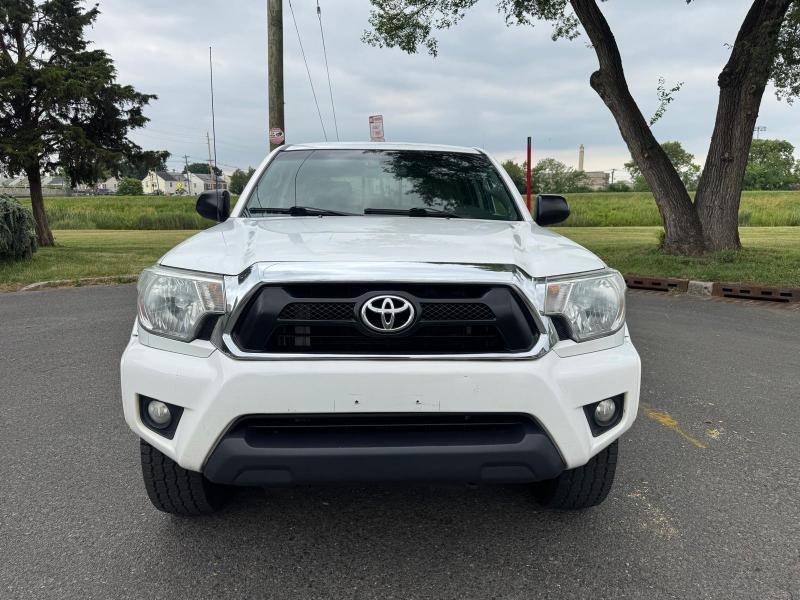 Toyota Tacoma Double Cab V6 5AT 4WD 2014