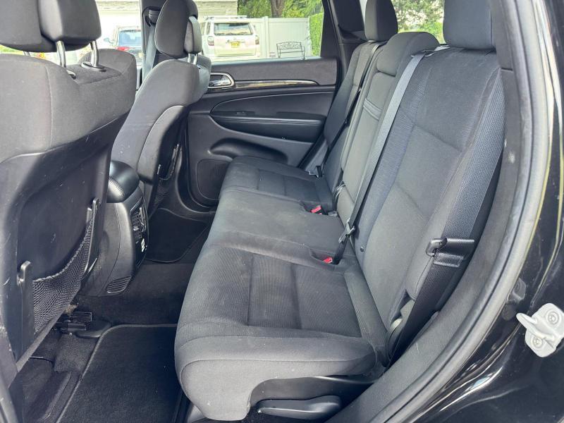 Jeep Grand Cherokee Laredo 4WD 2012