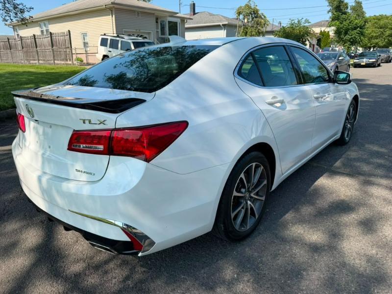 Acura TLX Base 3.5L SH-AWD 2018