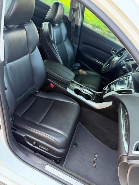 Acura TLX Base 3.5L SH-AWD 2018