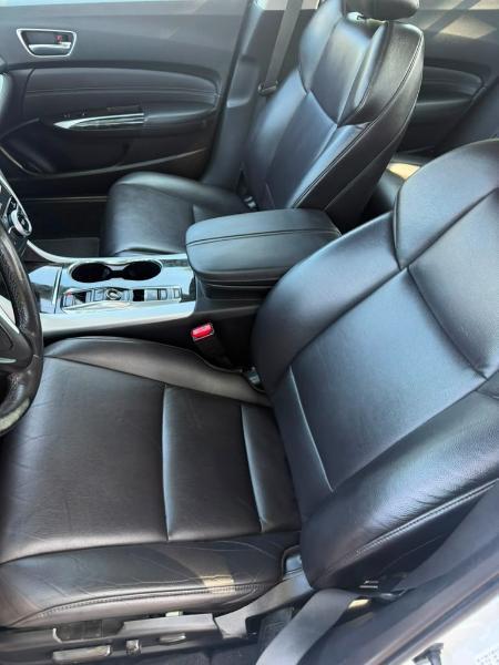 Acura TLX Base 3.5L SH-AWD 2018
