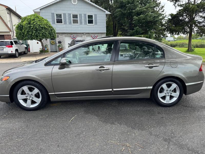 Honda Civic EX Sedan AT with Navigation 2008