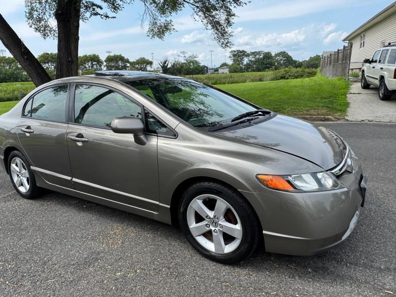Honda Civic EX Sedan AT with Navigation 2008