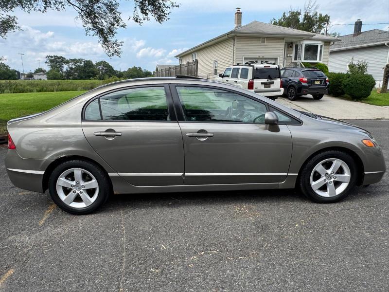 Honda Civic EX Sedan AT with Navigation 2008