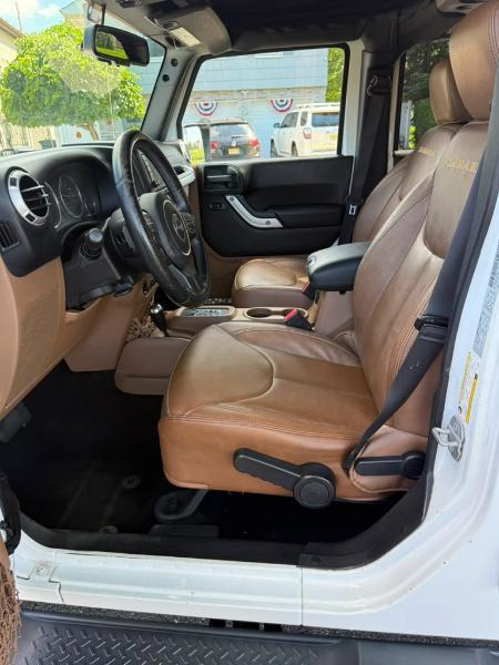 Jeep Wrangler Unlimited Sahara 4WD 2015