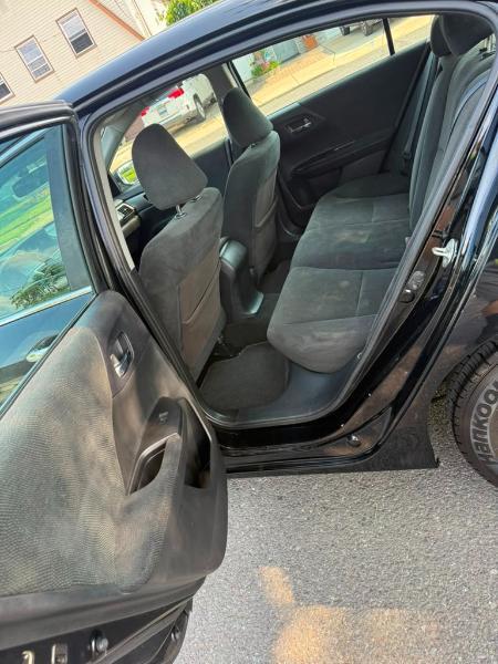 Honda Accord LX Sedan CVT 2013