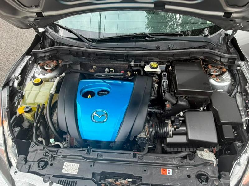 Mazda MAZDA3 i Touring 4-door 2012