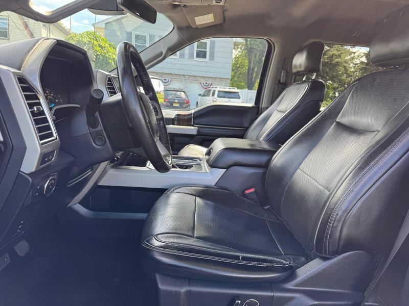 Ford F-150 Lariat SuperCrew 5.5-ft. Bed 4WD 2016