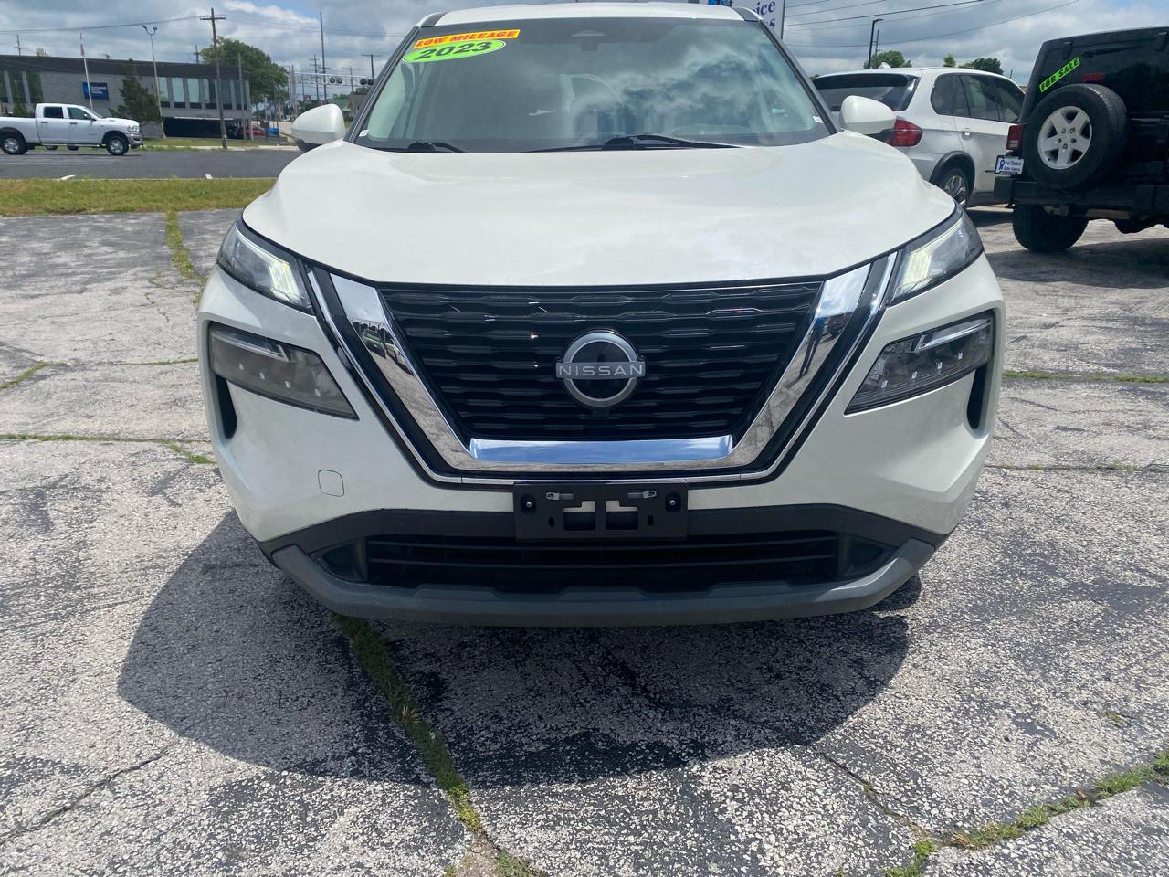 Nissan Rogue SV 2023