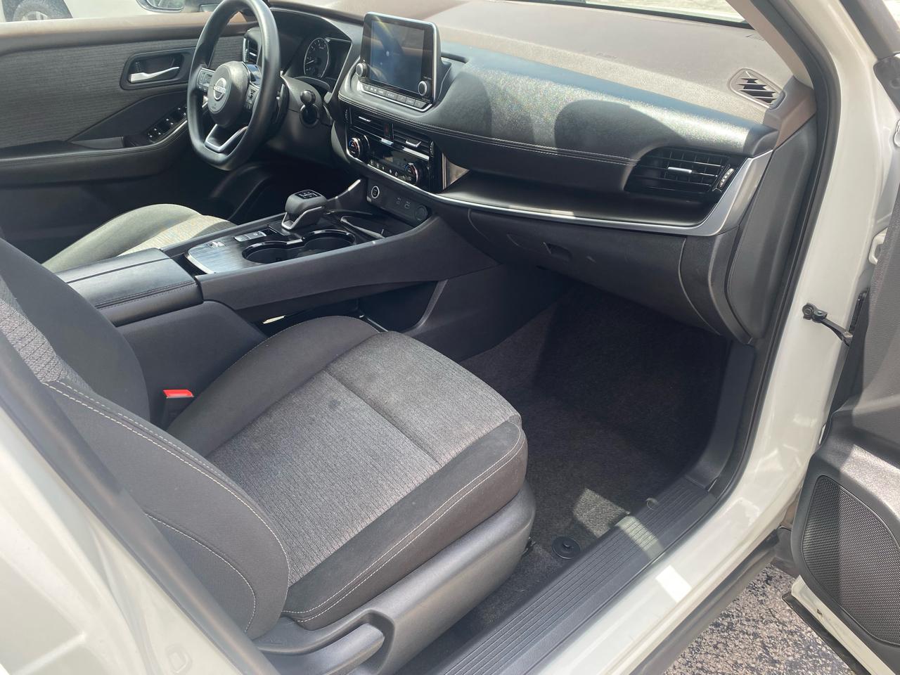 Nissan Rogue SV 2023