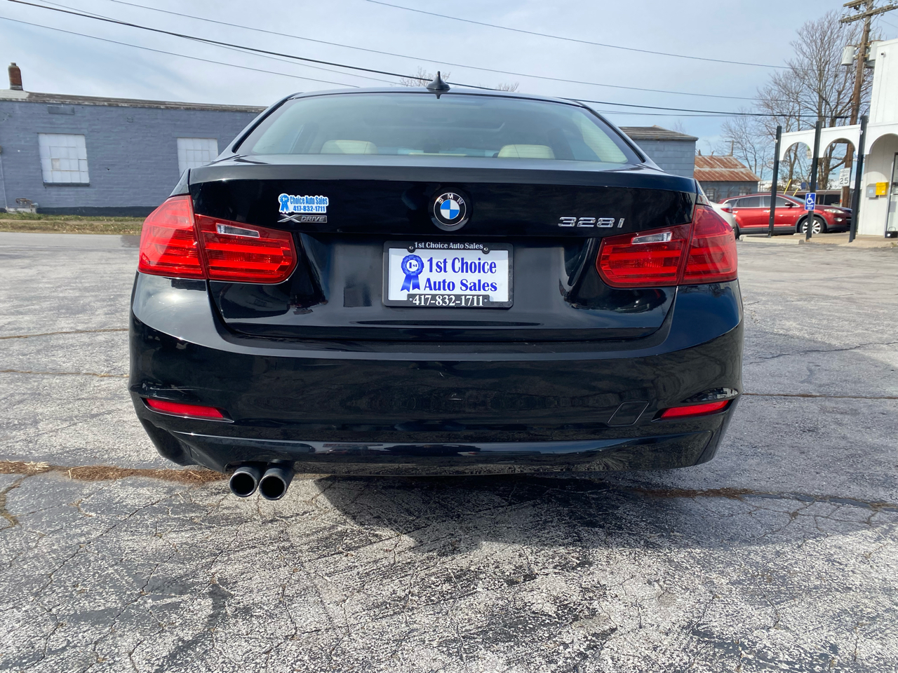BMW 3-Series 328i xDrive Sedan 2013