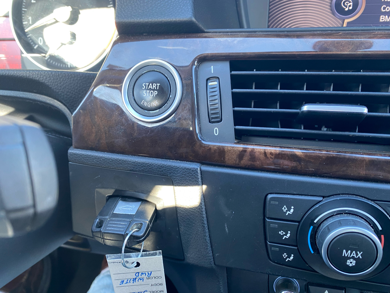 BMW 3-Series 335i 2011