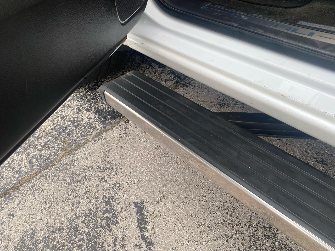 GMC Sierra 1500 Denali Crew Cab Long Box 4WD 2016