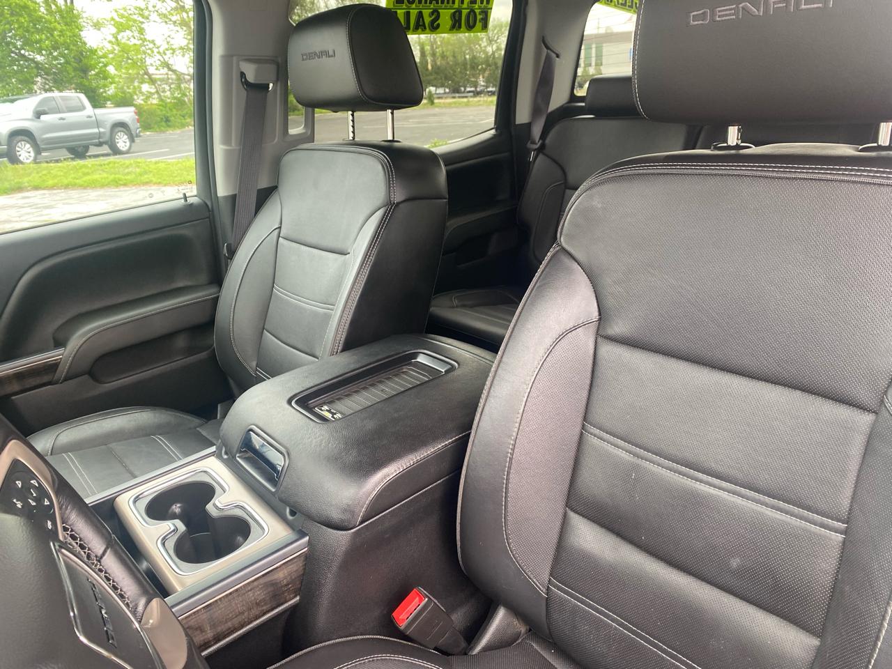 GMC Sierra 1500 Denali Crew Cab Long Box 4WD 2016