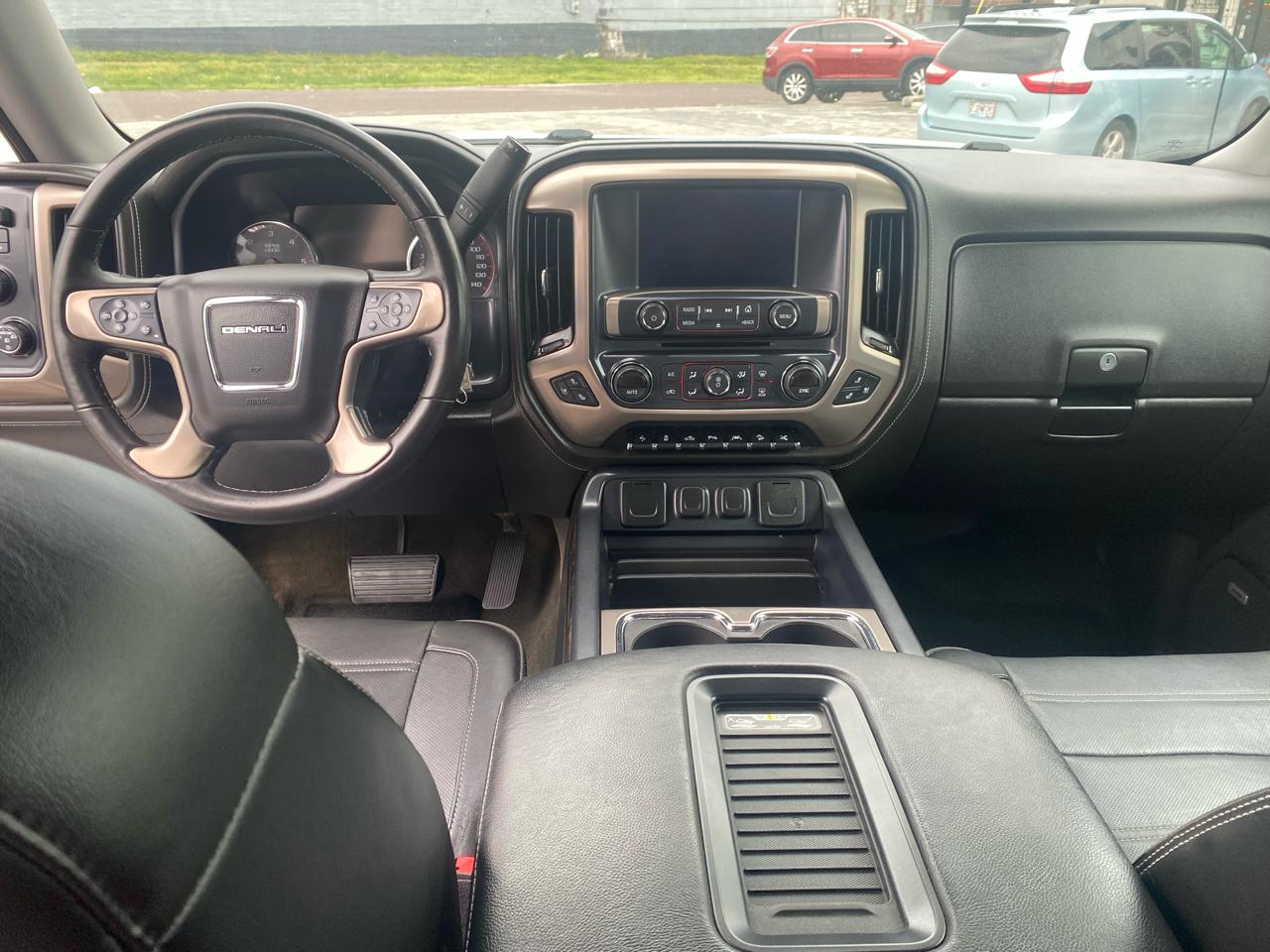 GMC Sierra 1500 Denali Crew Cab Long Box 4WD 2016