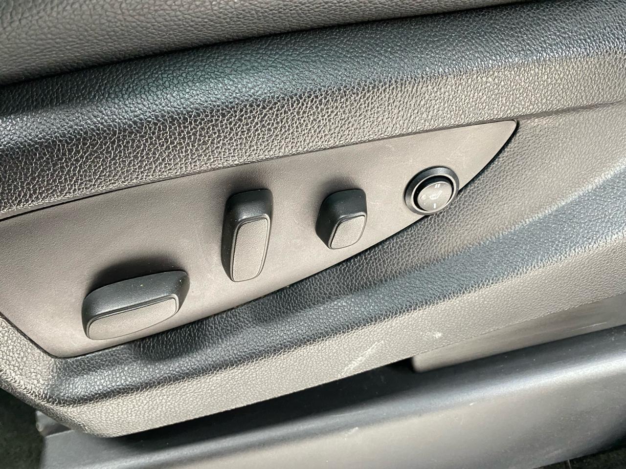 Chevrolet Silverado 1500 LT Crew Cab 4WD 2015