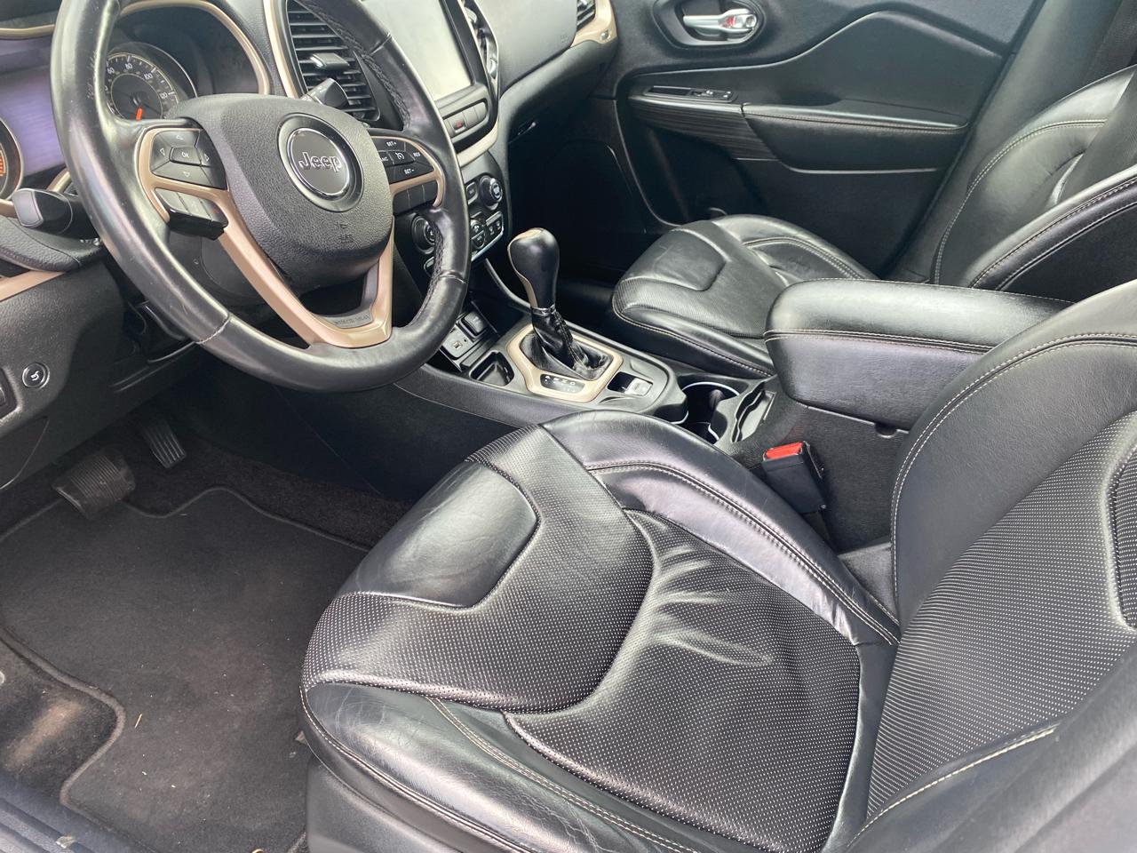 Jeep Cherokee Limited FWD 2015